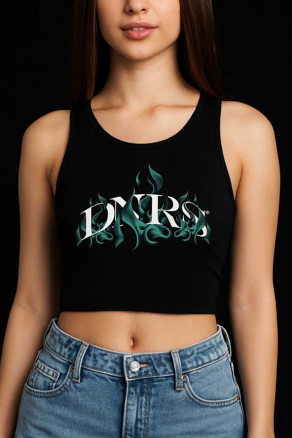 Horizon Black Shlelevelesh Crop Top